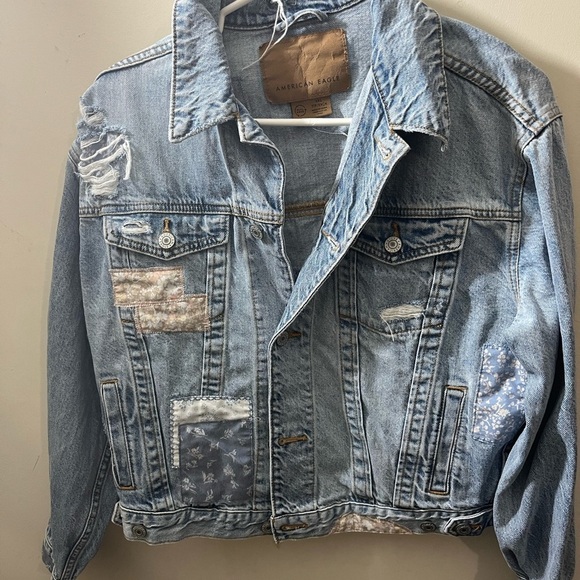 American Eagle Outfitters Jackets & Blazers - American Eagle Denim Jacket. Size XXS extra extra small. Excellent Condition!